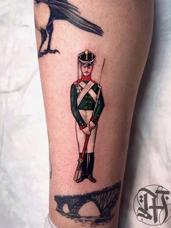 male color microrealism tattoo auf shin #93441 | Tätowierer Саша Мезо