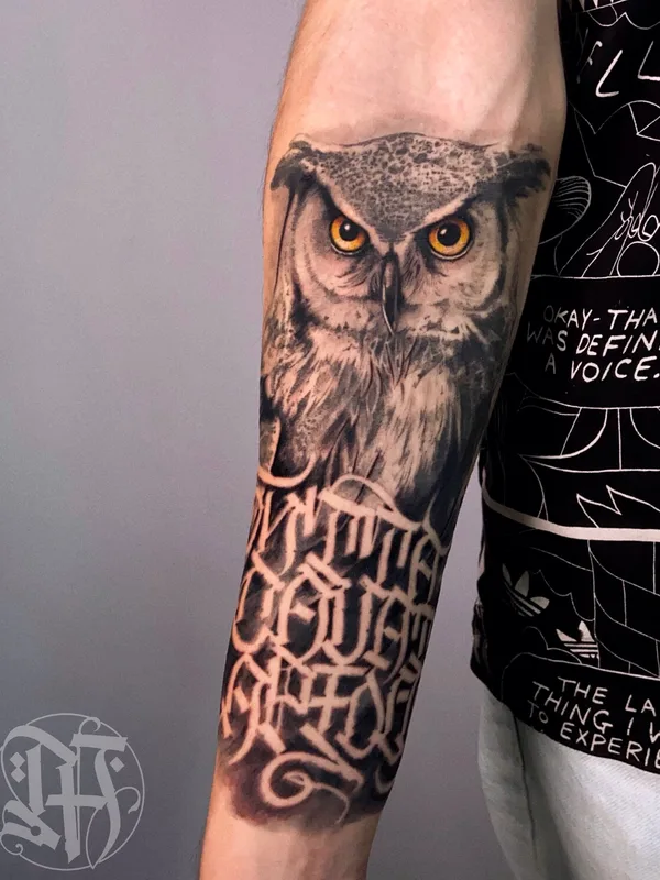 male black authorsstyle tattoo auf forearm #93447 | Tätowierer Саша Мезо
