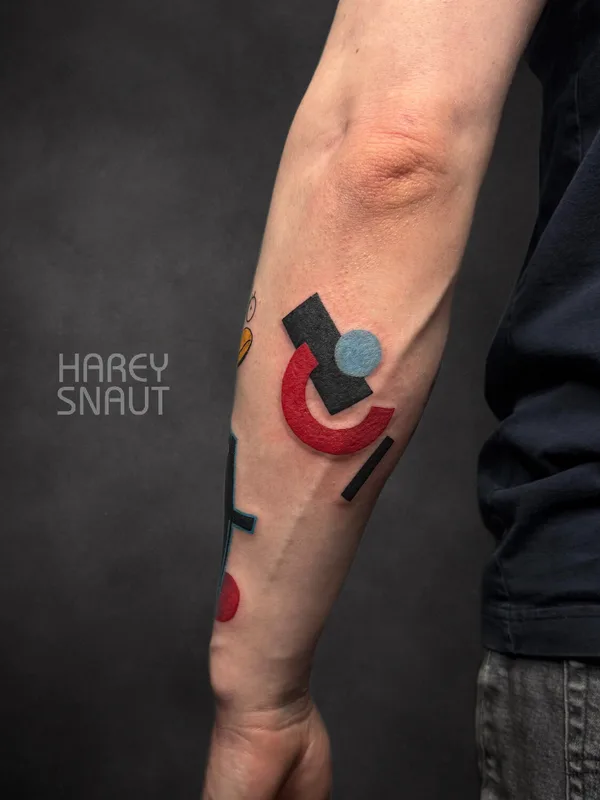 male color abstract tatouage sur forearm #102555 | Artiste tatoueur Harey Snaut