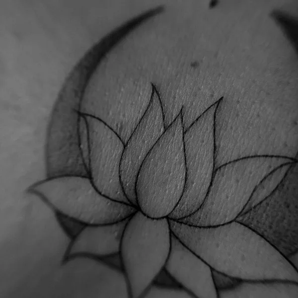 Minimalism tattoo by Лина Ермоленко in Сочи