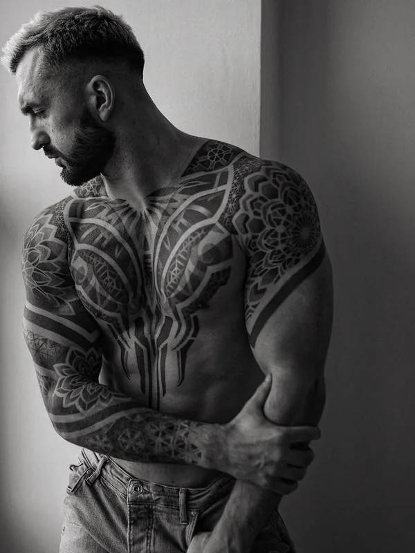 male blackandgrey ornamental Tatuagem em breast #97606 | Tatuador Сергей Тымкив