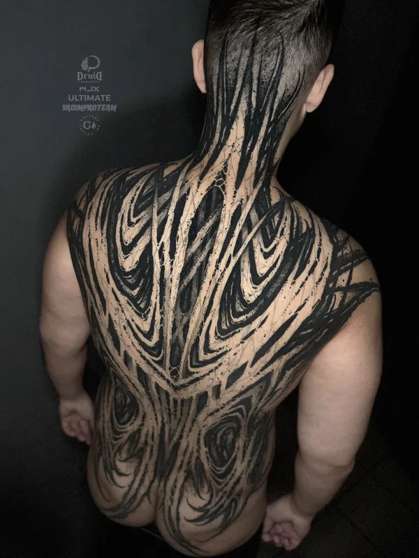 male blackandgrey darklettering Tatuagem em back #98735 | Tatuador Сергей Тымкив