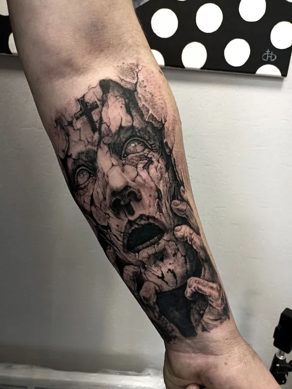 black and grey realism татуировка на forearm #92662 | Тату мастер Докалов Владислав