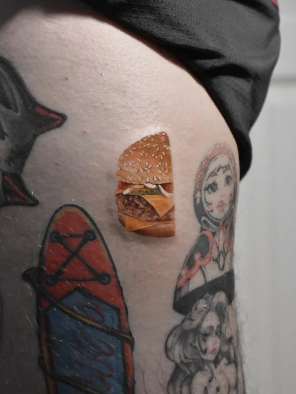 color realism tattoo on thigh #101149 | Tattoo Artist Екатерина Биянова