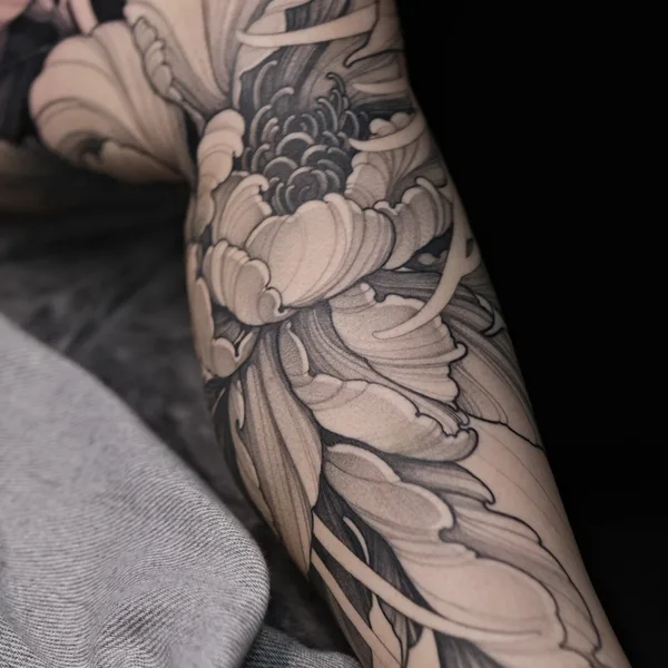 Graphic tattoo by Полина Кислицына in Moscow