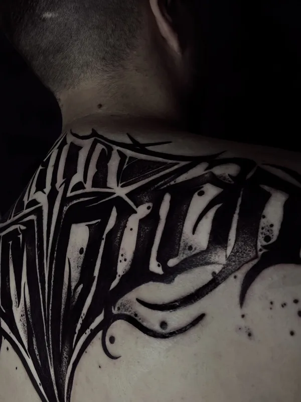 Абстрактная tattoo by VIkykomori in Тбилиси