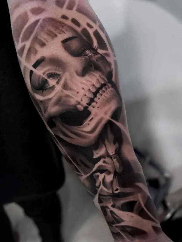 black and grey realism Tatuaggio su forearm #93726 | Tatuatore Станислав Абдюшев 