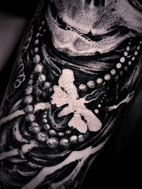 black and grey blackwork татуировка на forearm #95919 | Тату мастер ГЛЕБ ФИЛЬШИН