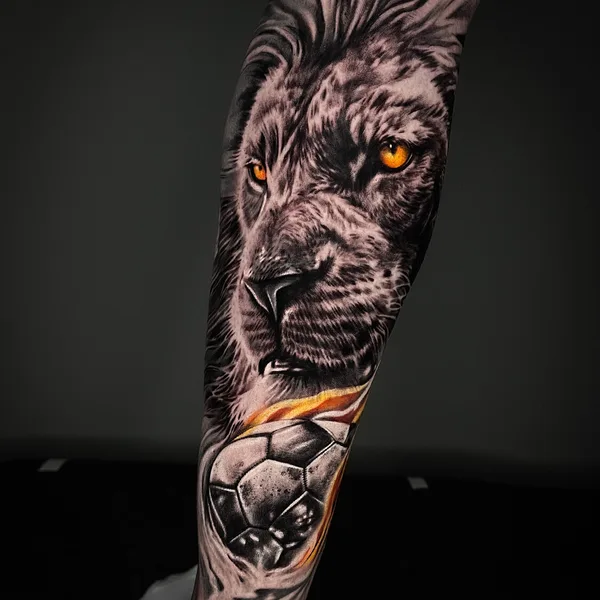 Realism tattoo by Albina Kruchinina / blondie_tattoo in Moscow