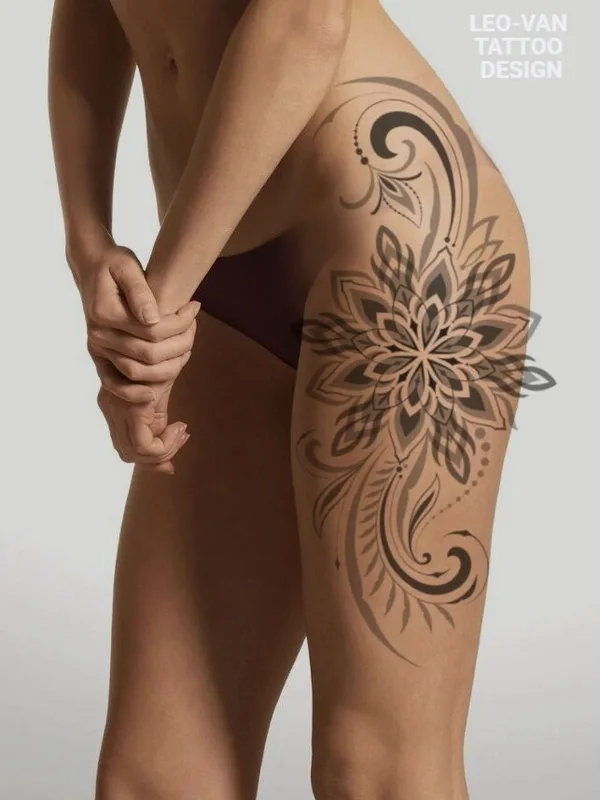female black and grey ornamental татуировка на thigh #102136 | Тату мастер Иоанн Лео ( LEO-VAN )