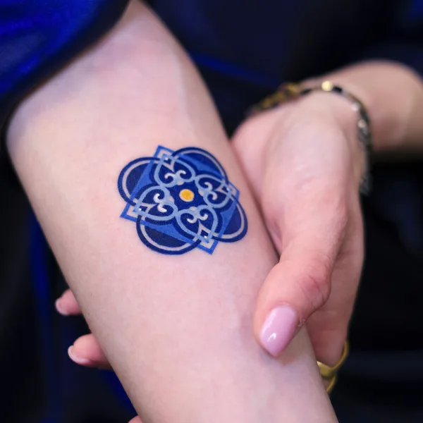 Color tattoo by Tatuaggi di Porcellana  in Roma