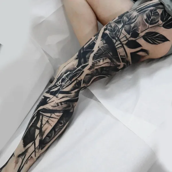 Abstract tattoo by EFTHIMIS in Athina