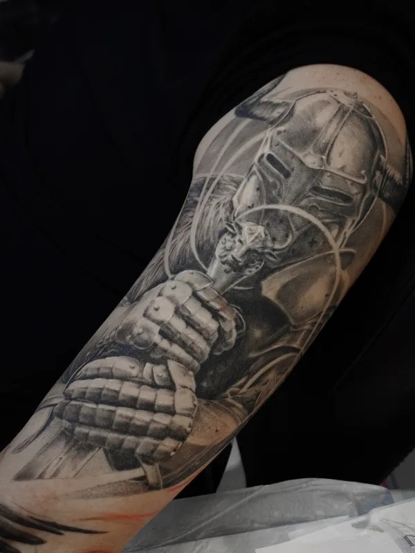 black and grey realism tatuaje en full sleeve #91984 | Tatuador Роман Куличенков