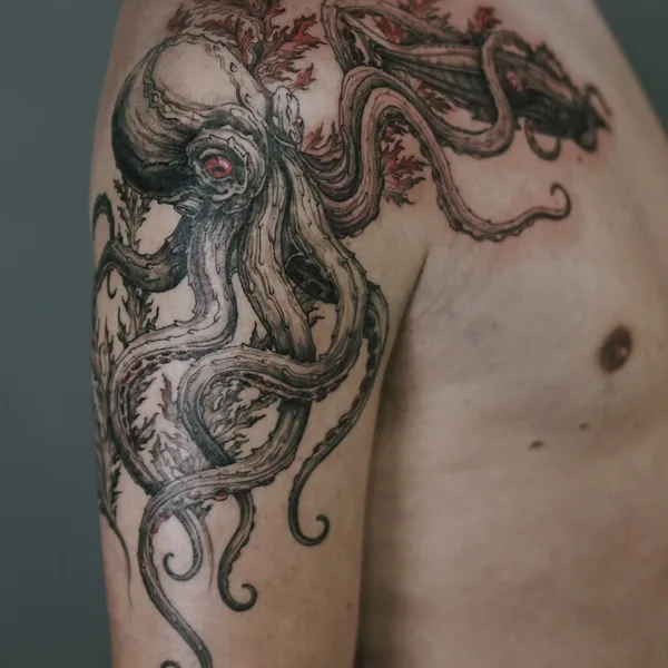 Geometric tattoo by Ivan Tahine  in Tbilisi