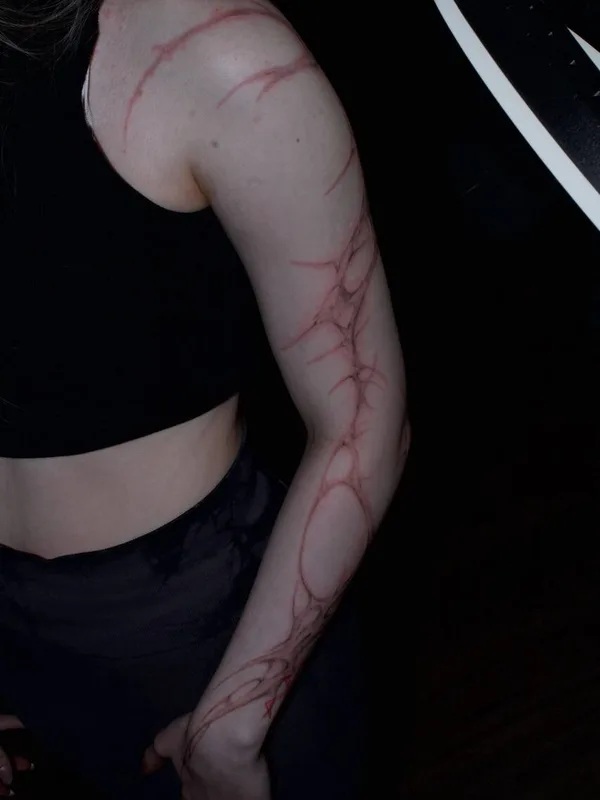 female color abstract Tatuagem em forearm #93556 | Tatuador unkovski