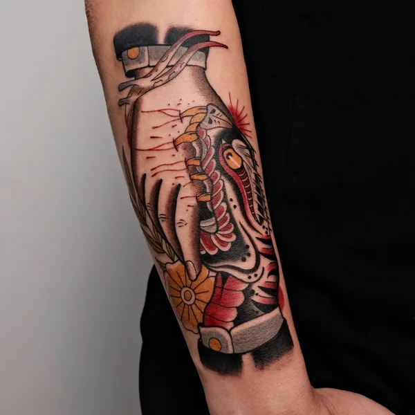 Олд Скул tattoo by Анжелика Ли in Сочи