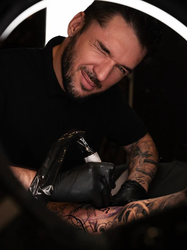 black linework 타투 부위 forearm #94147 | 타투이스트 Sasha Hugo