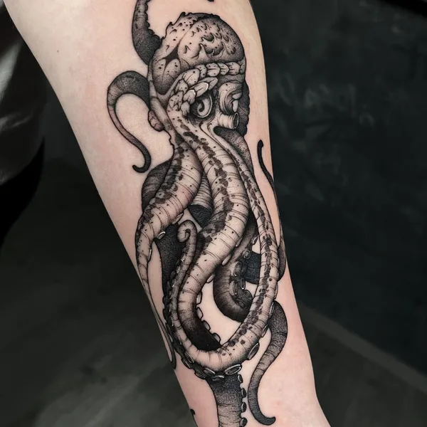 whipshading tattoo by Дмитрий Беляев in Вологда