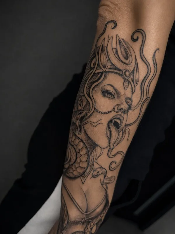 tatouage #128596 | Artiste tatoueur Любовь Карманова