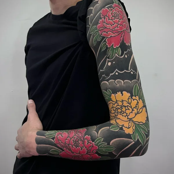 Traditional tattoo by Михаил Роллов in Красноярск