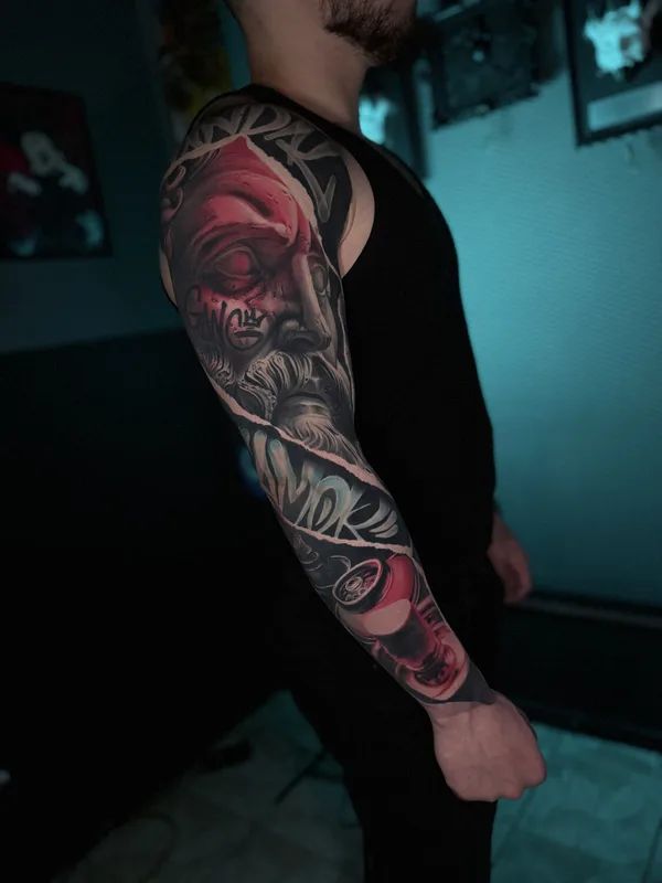 male color realism tattoo auf full sleeve #93712 | Tätowierer Maxim Tyatin