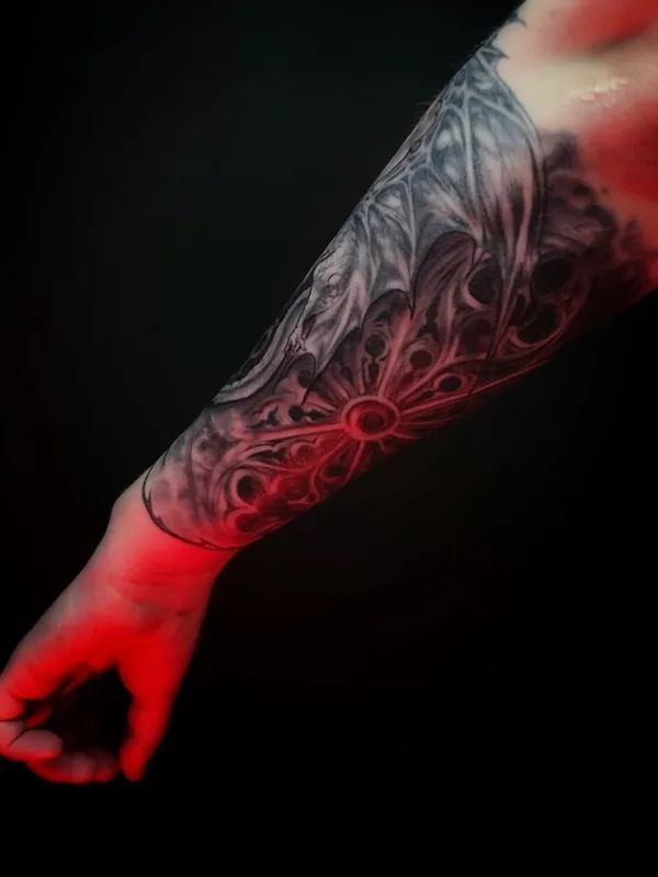 black and grey gothic татуировка на forearm #98998 | Тату мастер Эдита Тер-Балян