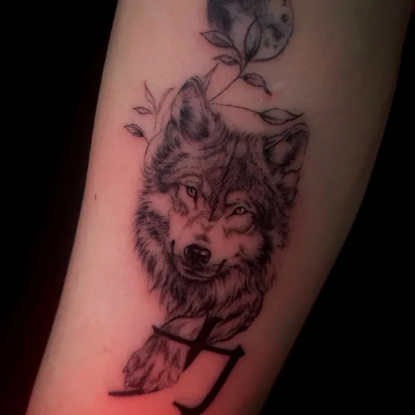 organic tattoo by Эдита Тер-Балян in Moscow
