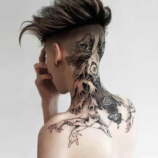 Abstract tattoo by Delphine CENCIG in Radanovići