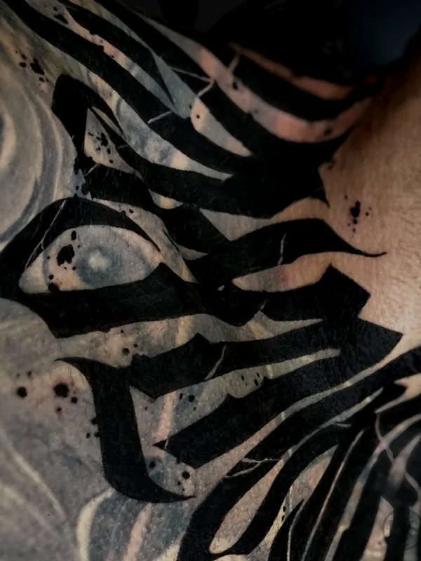 male black lettering Tatuagem em neck #93464 | Tatuador Tigran | Re1st.Ink