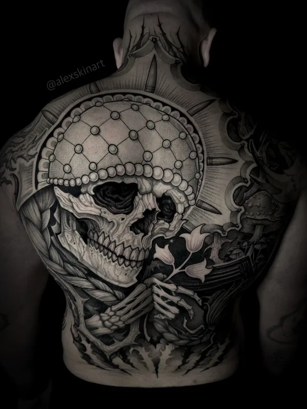 male black graphic Tatuagem em back #99792 | Tatuador Александр Шкуратов