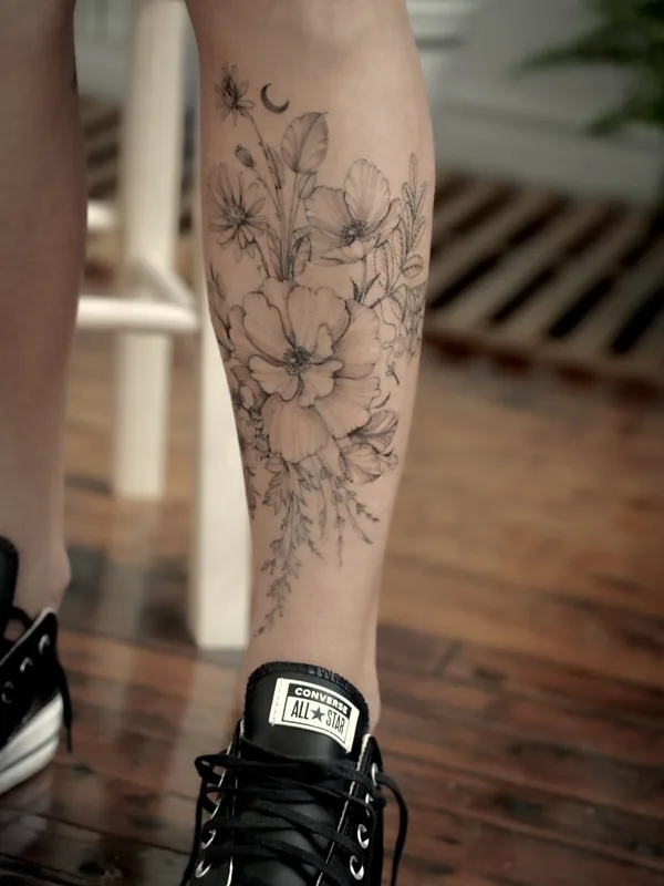 Botanical tattoo by Daria Inkwaves in Montréal