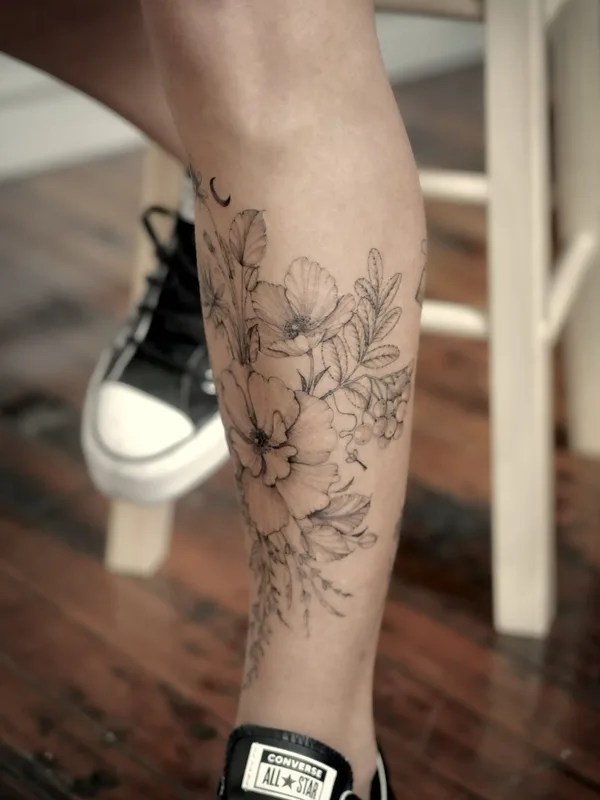 Botanical tattoo by Daria Inkwaves in Montréal