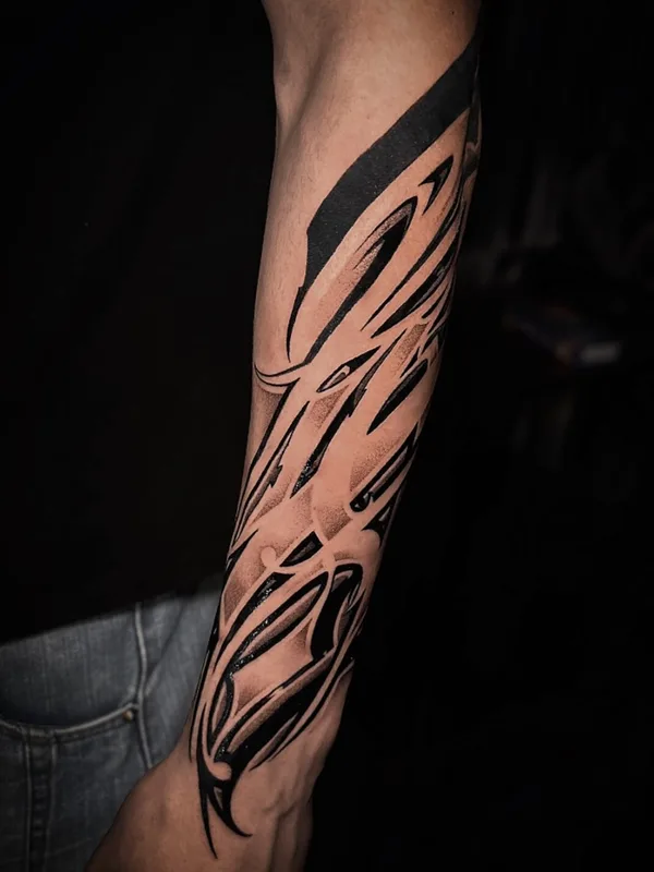 male black lettering татуировка на forearm #105618 | Тату мастер Антон Лебедев
