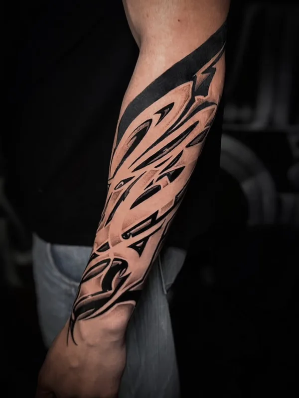 male black lettering татуировка на forearm #105619 | Тату мастер Антон Лебедев