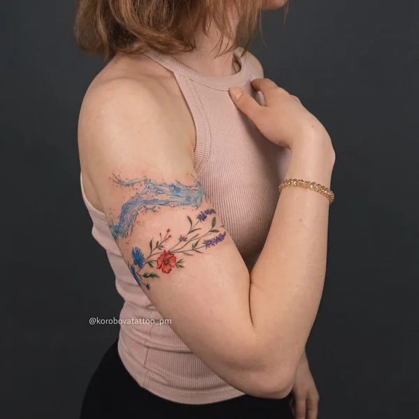 Graphic tattoo by Елена Коробова in Saint Petersburg