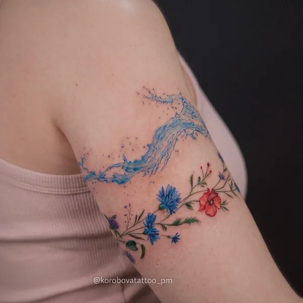 Graphic tattoo by Елена Коробова in Saint Petersburg
