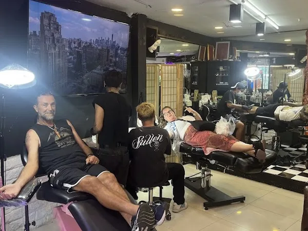 ink Addict Tattoo