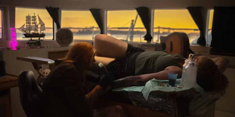 Tattooing on the Wave: How Elizabeth Collinson Turned a Catamaran into a Dream Studio - image 7