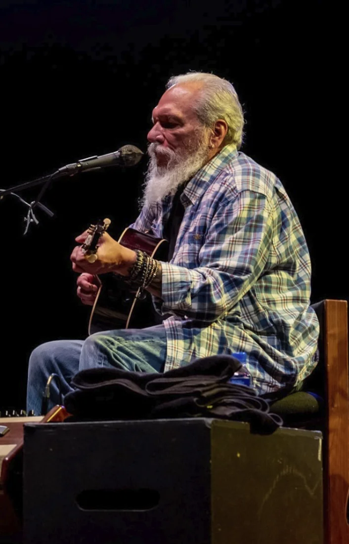 Jorma Kaukonen: &bdquo;Ein Tattoo zu bekommen ist wie eine Harley zu bekommen&ldquo;