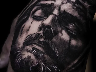 The Weight of Light in Jason Kim’s Black-and-Gray Realism