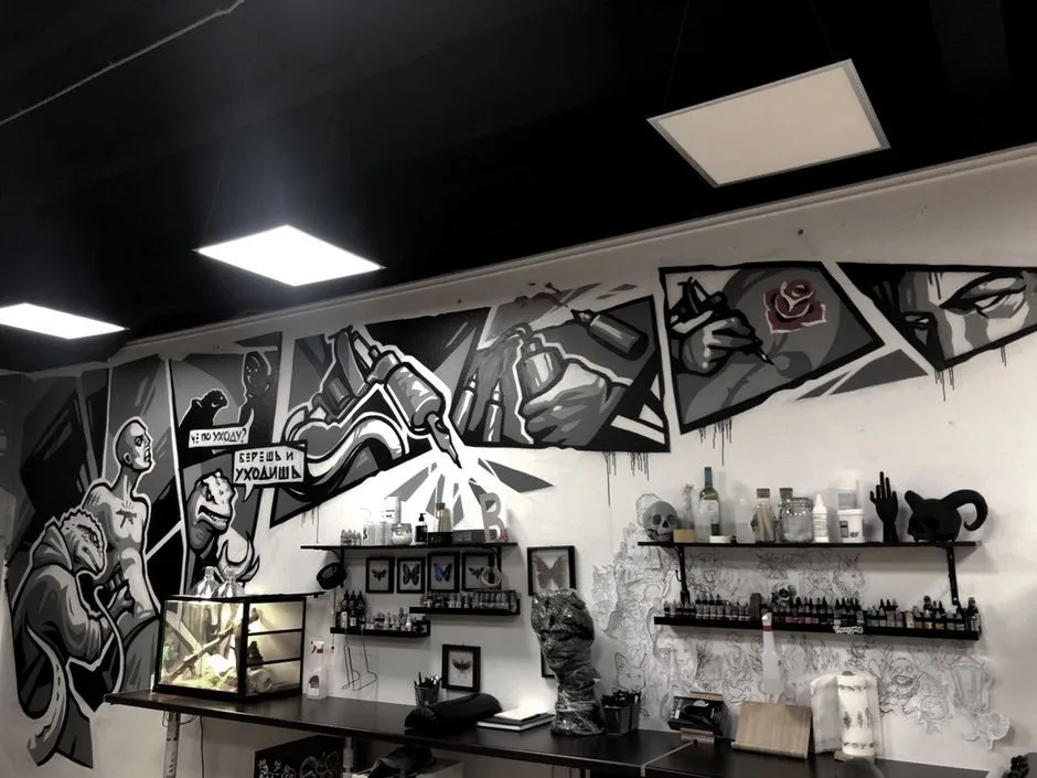 Tattoo artist Kolya Sab, graphic tattoo in graffiti style | Moscow, Saint Petersburg, Russia