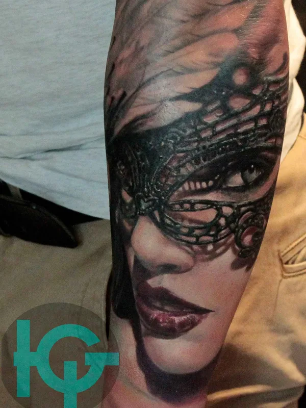 female black and grey realism Tatuaggio su forearm #3535 | Tatuatore Иван Юг