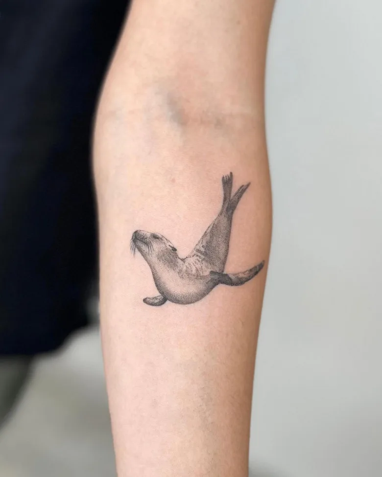 Tattoo artist Lau Mestre