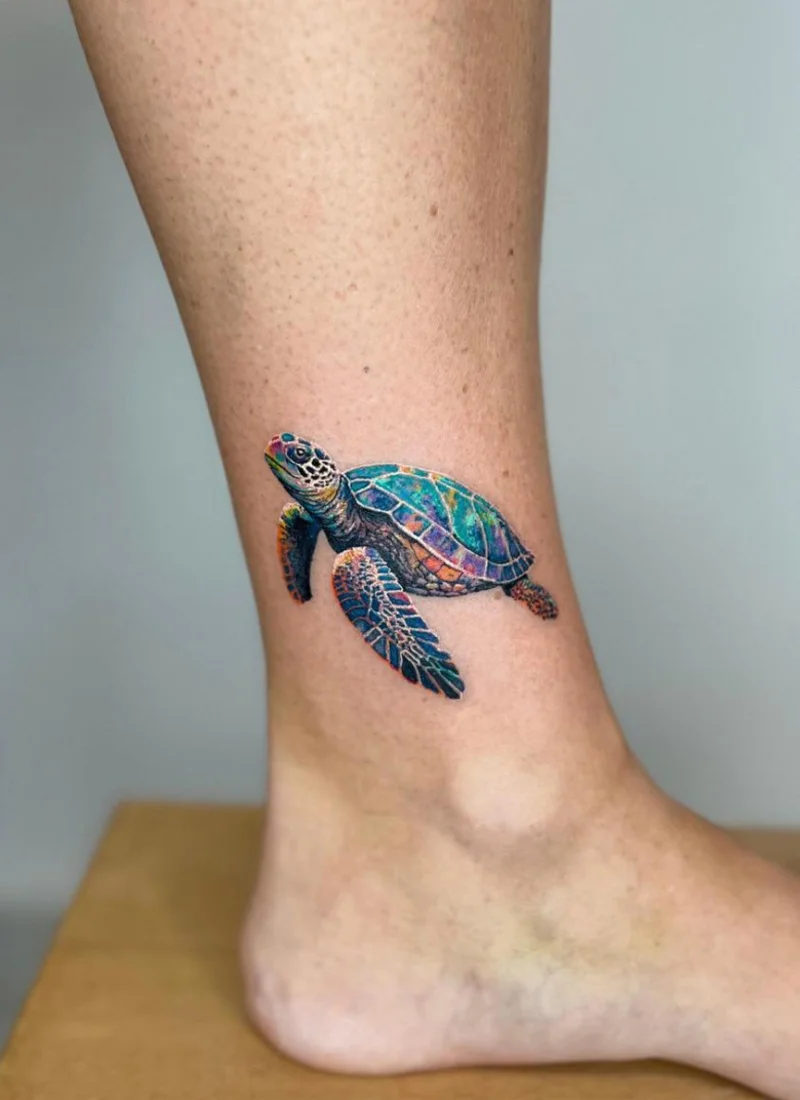 Exploring the Depths: An Interview with Lau Mestre, the Extraordinary Marine Tattoo Artist