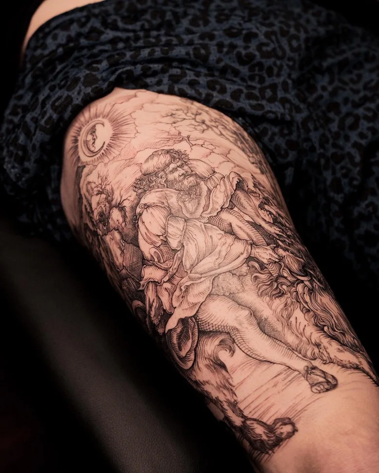 Lesya Crow engraving tattoo (@lescrowtattoo)
