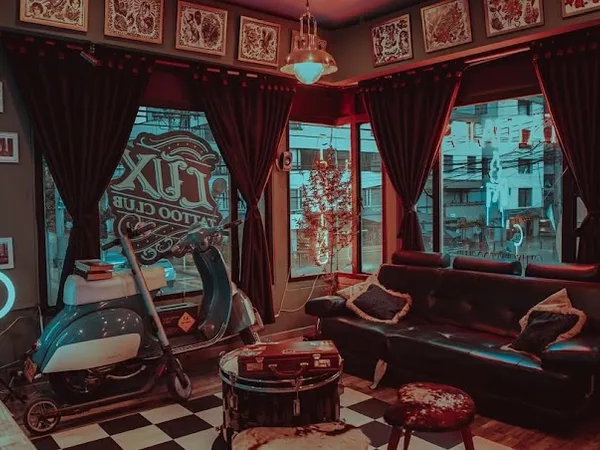 LUX TATTOO CLUB