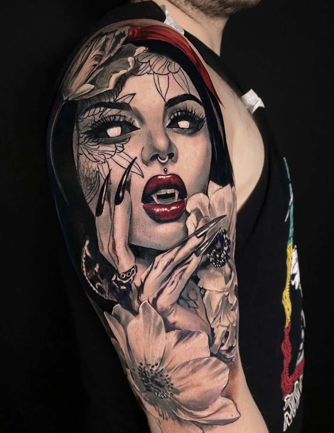 Tattoo artist Maria Tzimisk