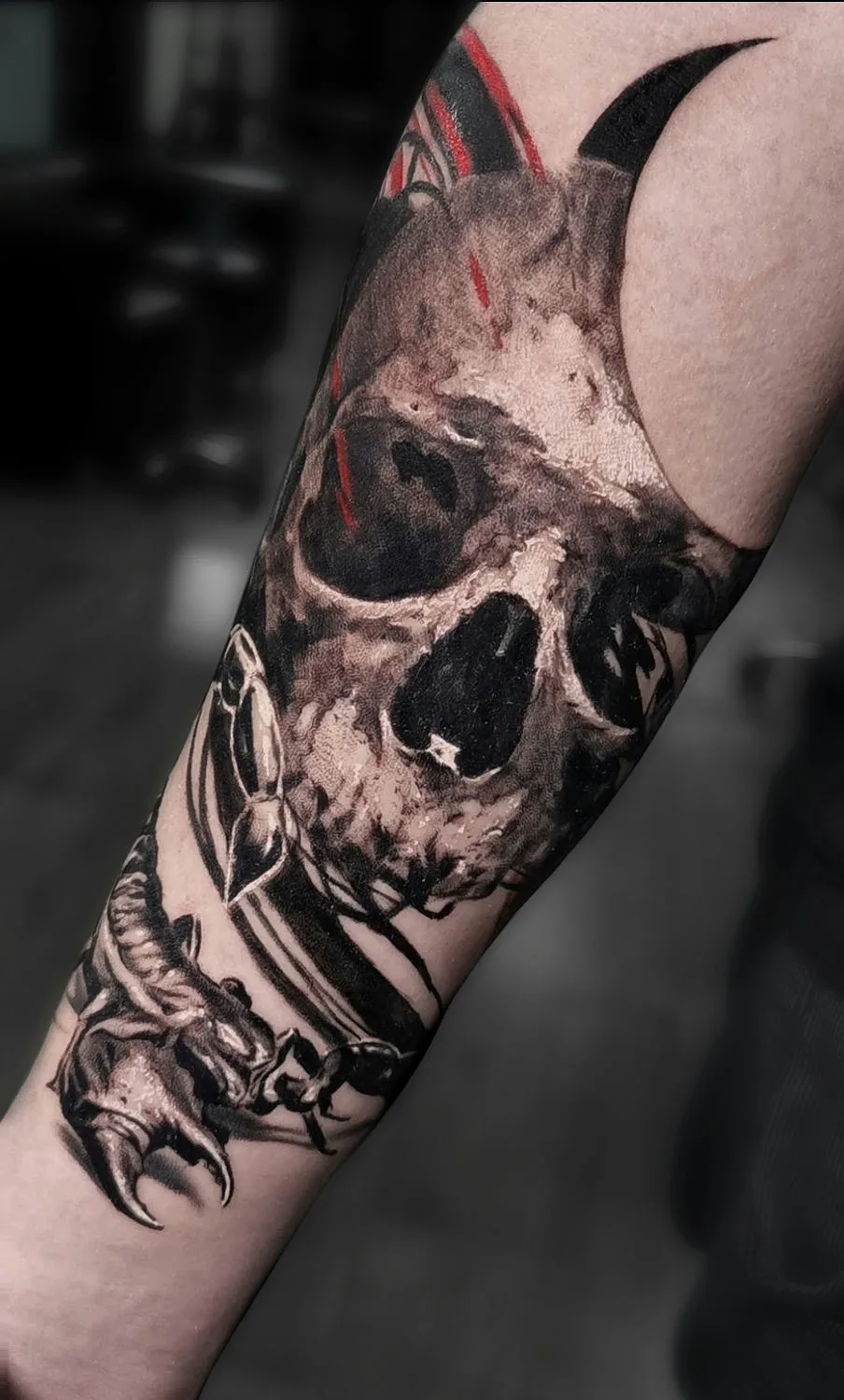 Tattoo artist Maria Tzimisk