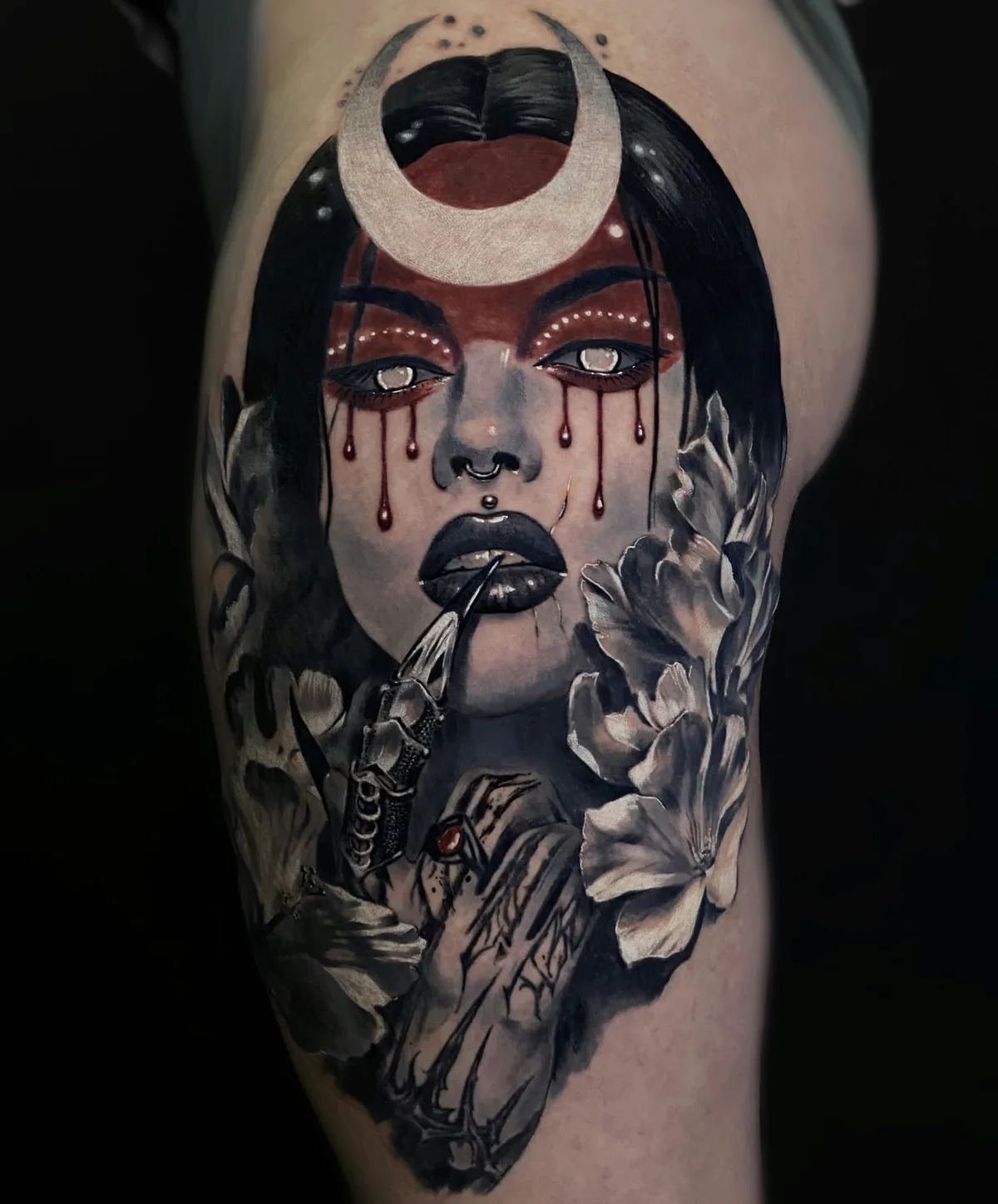 Tattoo artist Maria Tzimisk
