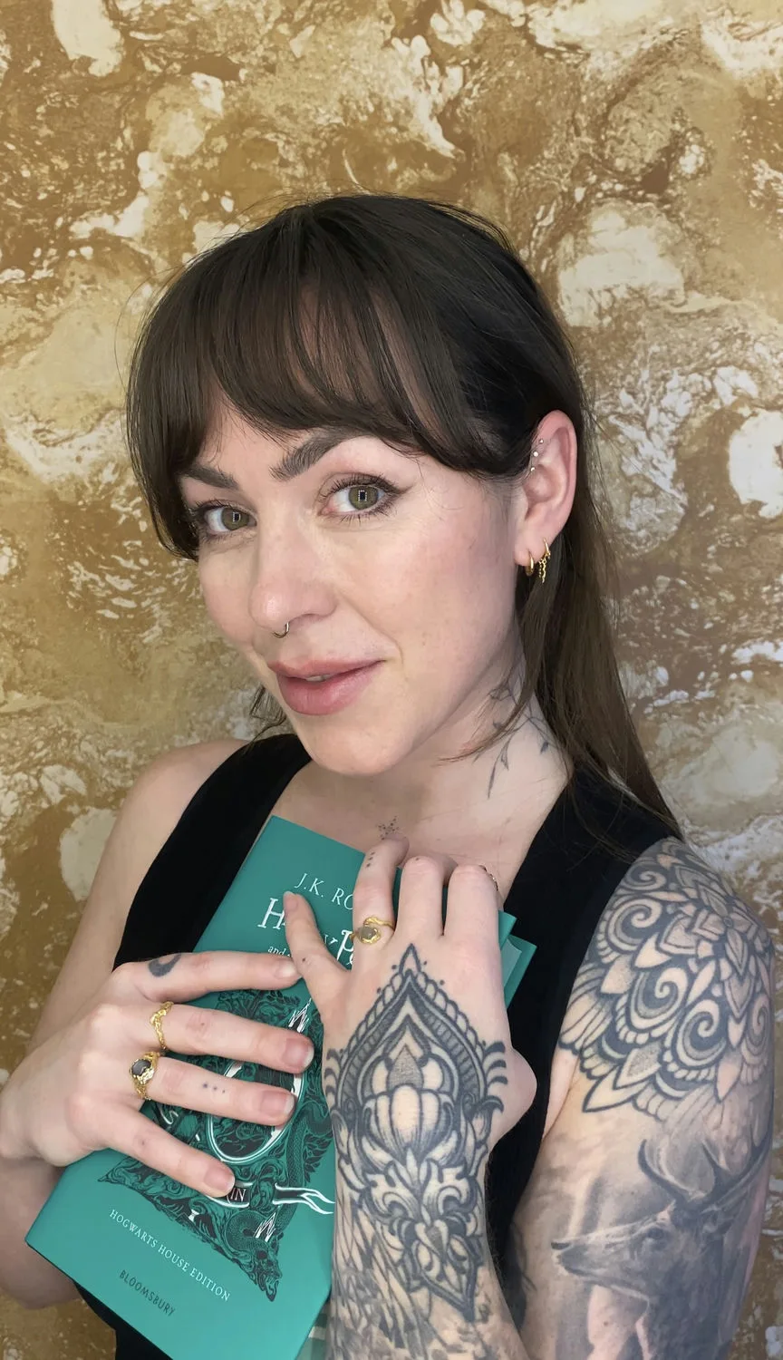 Tattoo artist Marianne Drost